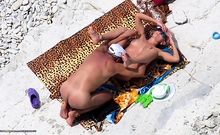 Voyeur on public beach Great sex with hawt hotty